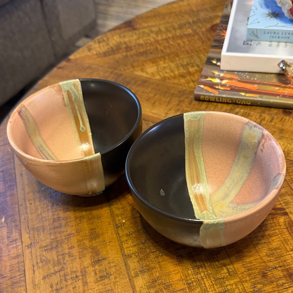 Artisan Ceramic Bowls in Black and Tan